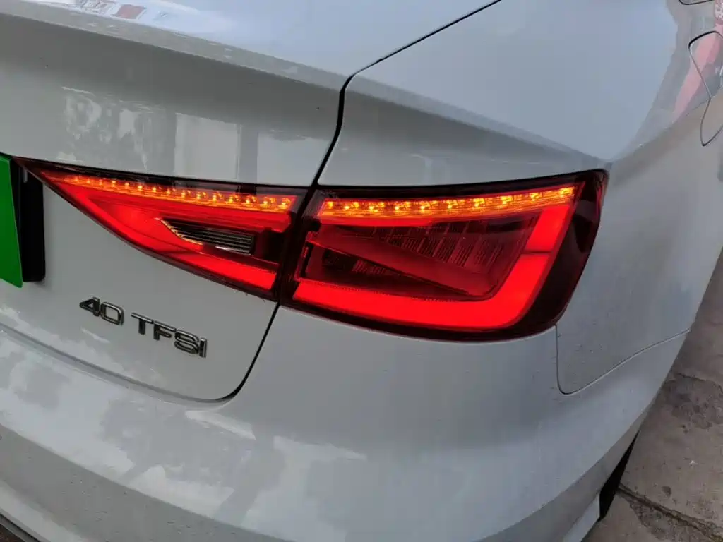 Audi A3 (Import) 2017 2014 Limousine 40 TFSI S line Luxury
