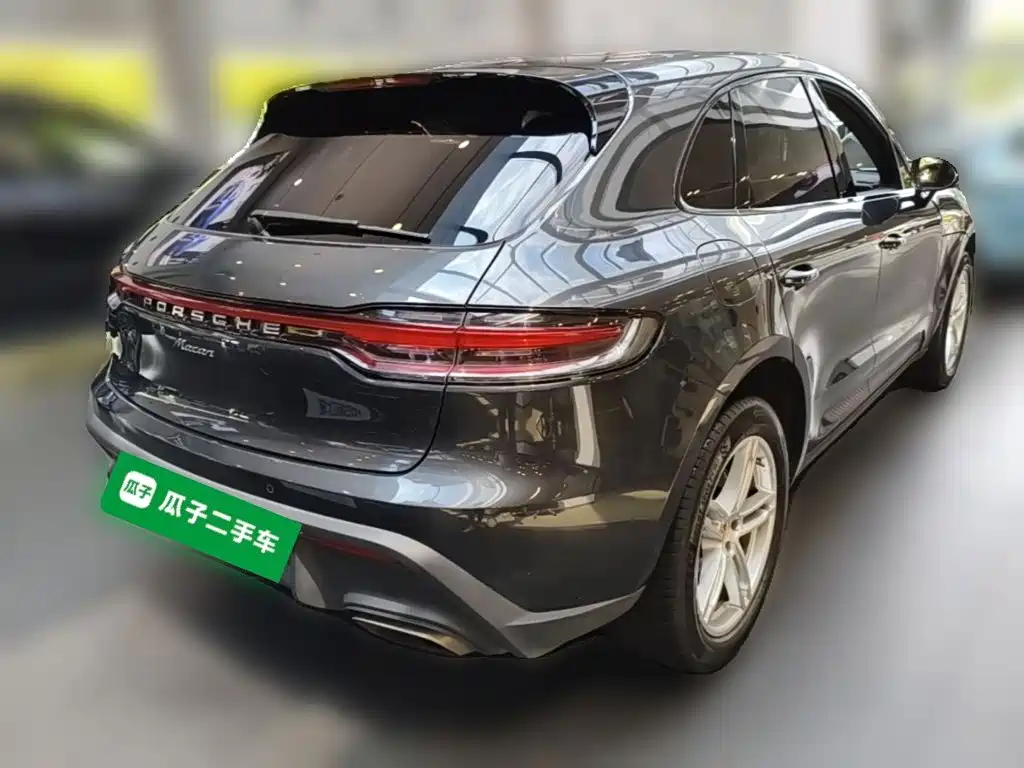 Photo 12 - Porsche Macan