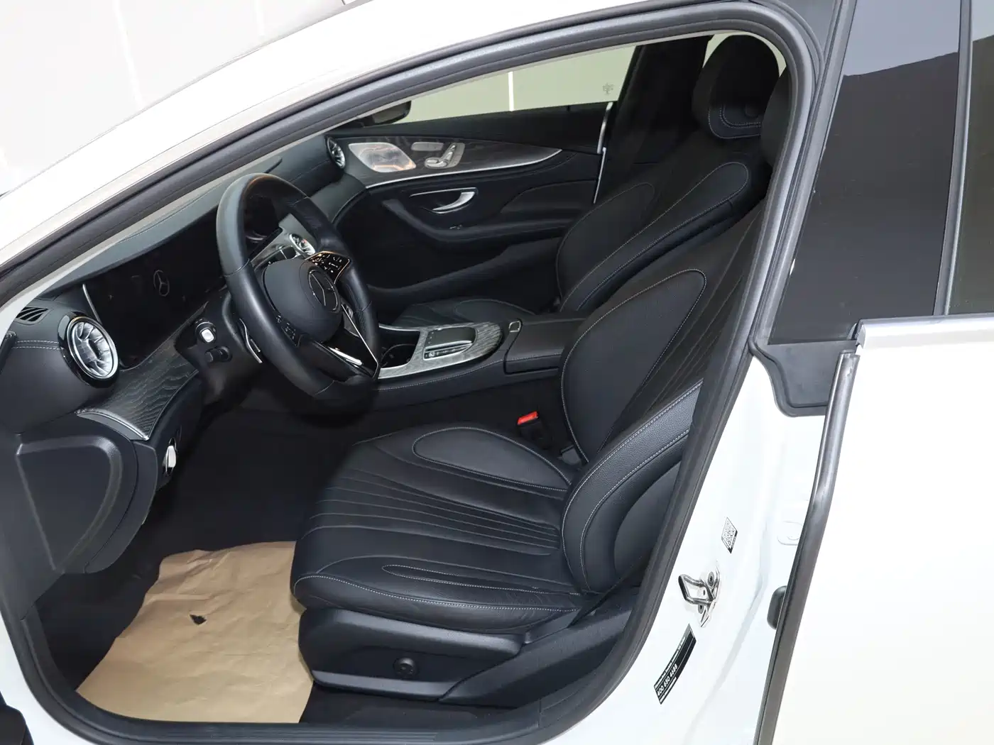 MERCEDES-BENZ CLS