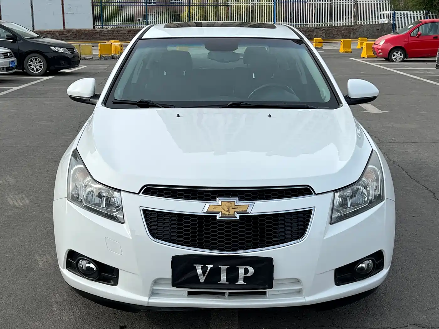 Chevrolet Cruze 2013 Hatchback 1.6L Automatic Luxury фото 2