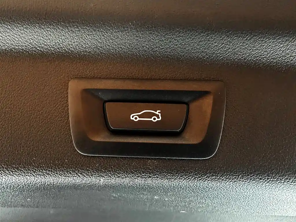 BMW X1 2023 sDrive20Li X Design Package фото 16