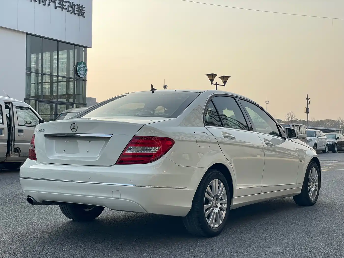 Mercedes-Benz C-Class 2011 C 200 CGI Elegance фото 15