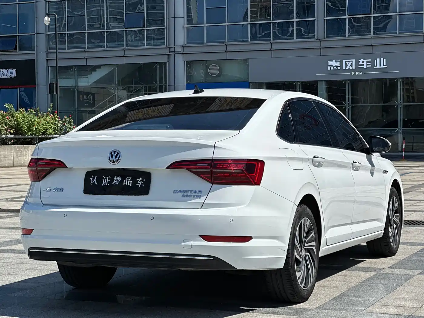 Volkswagen Sagitar, миниатюра 6