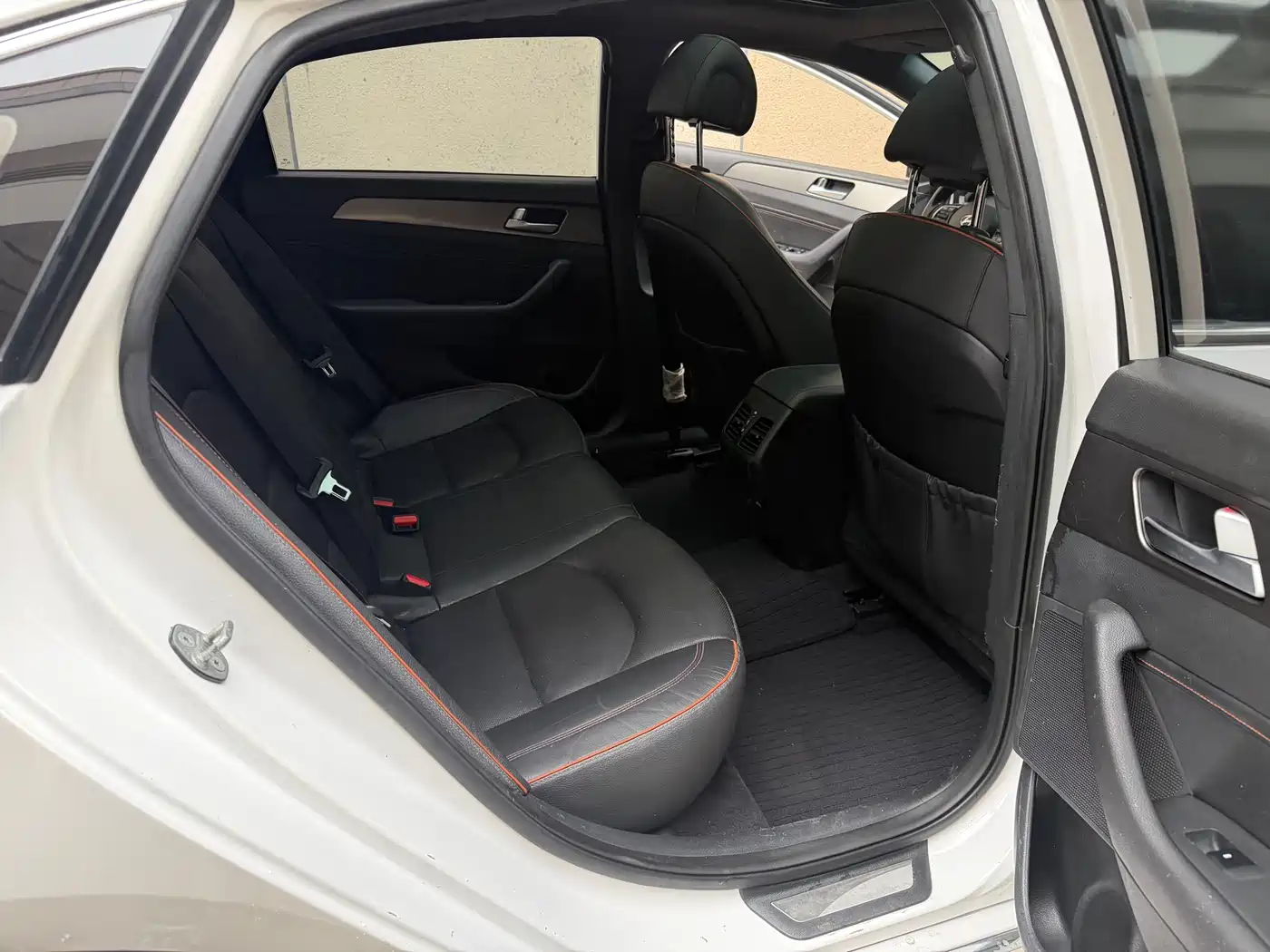 Hyundai Sonata 2015 1.6T GLX Leading фото 7