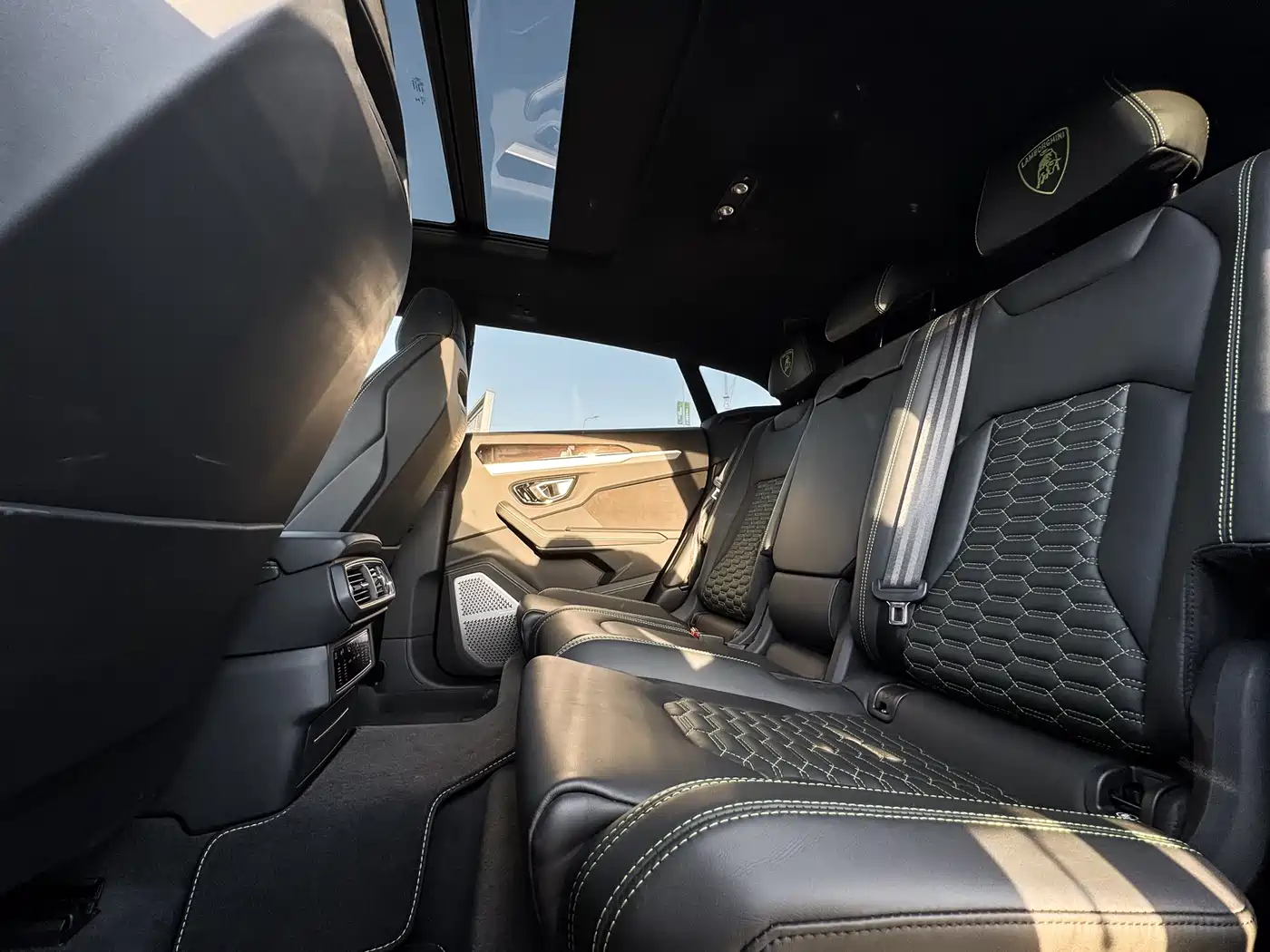 Lamborghini Urus 2018 4.0T V8 фото 6