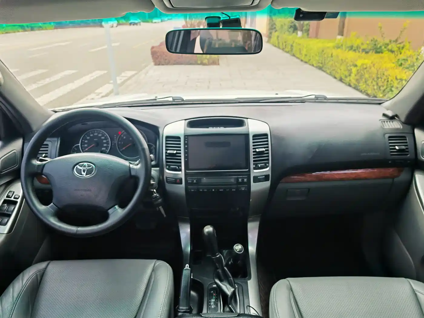 Toyota Prado (Import) 2010 2.7L Automatic Standard фото 9