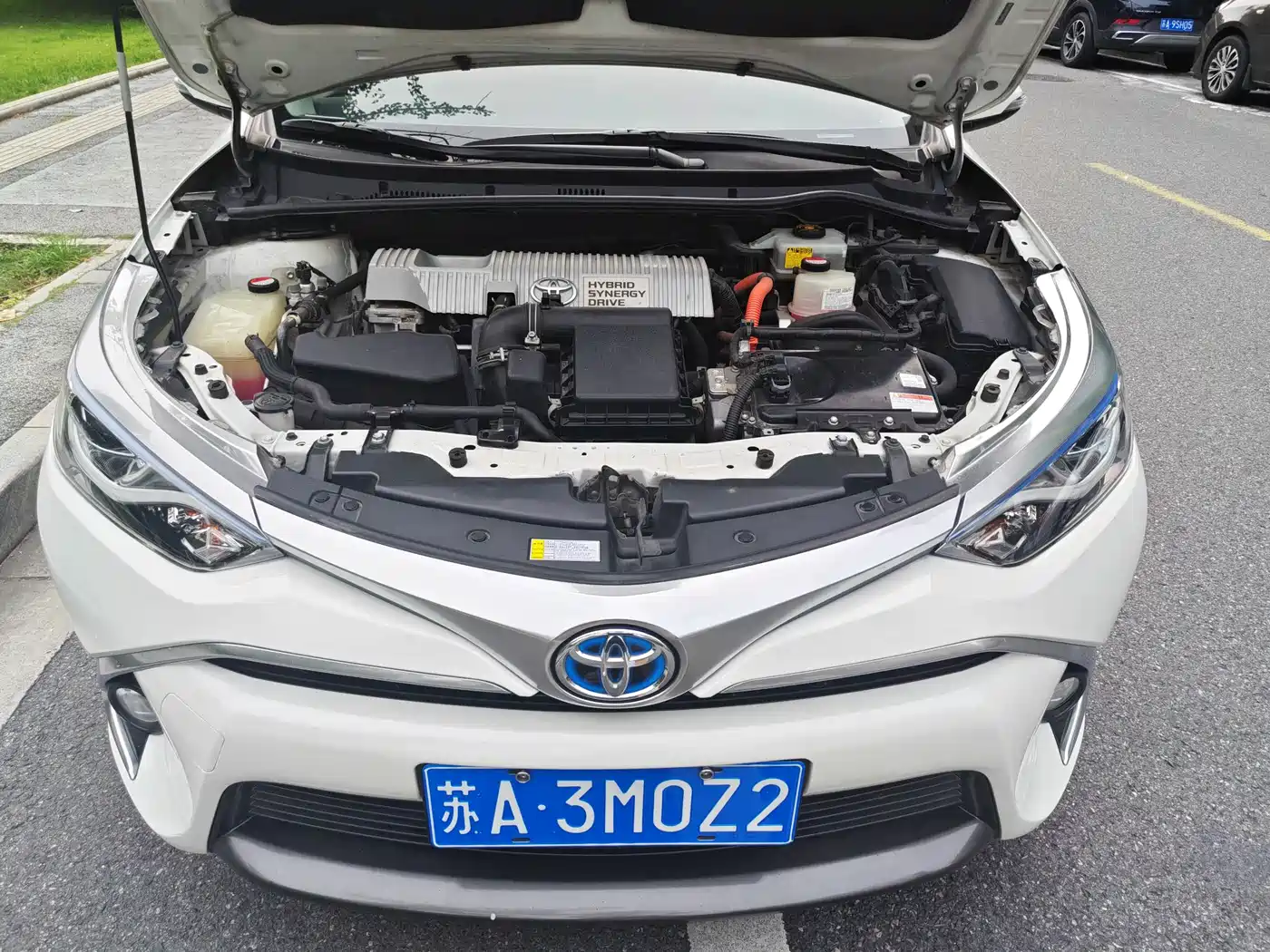 Toyota Levin 2016 Hybrid 1.8H GS E-CVT Elite Sunroof фото 19