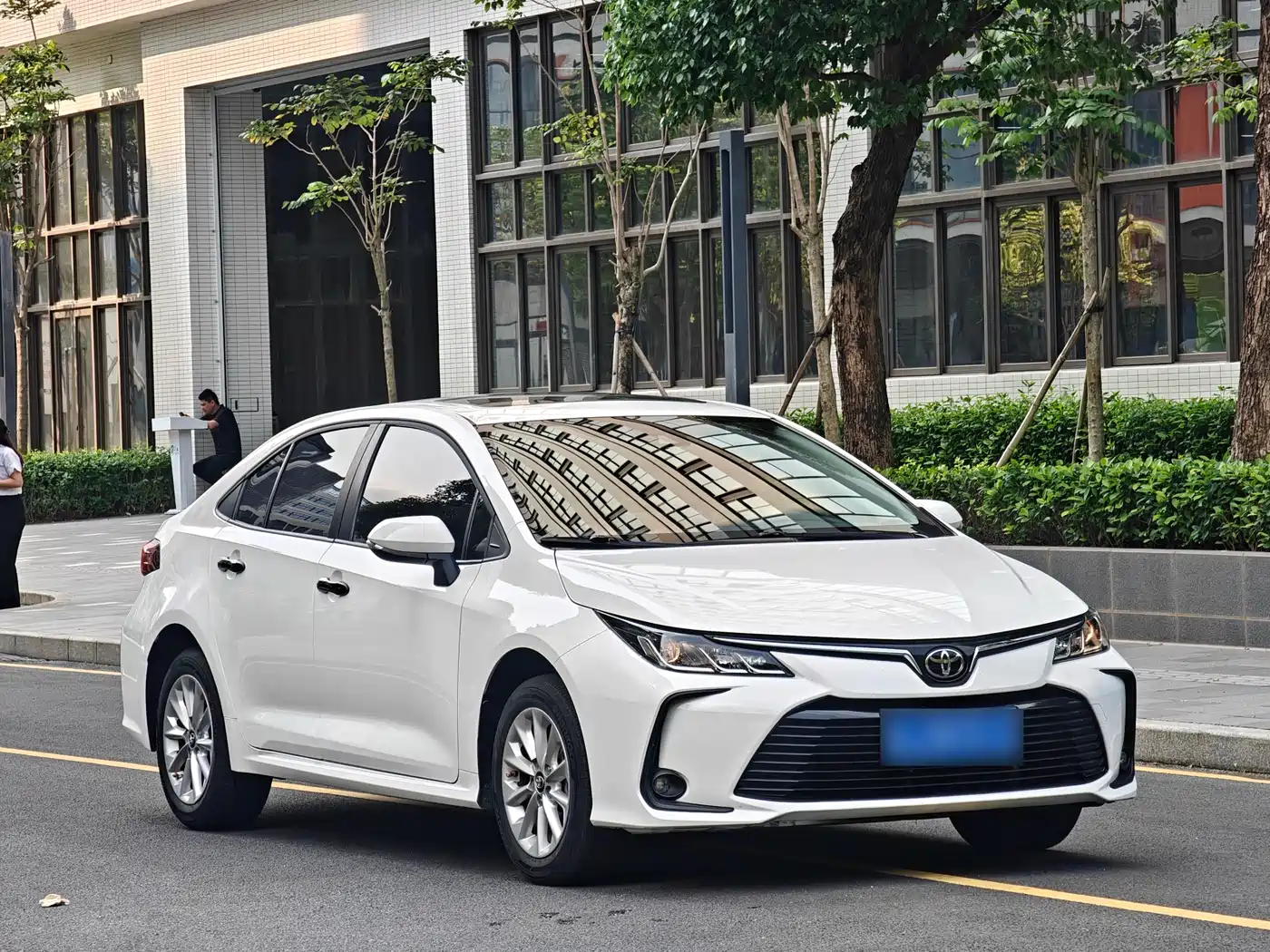 Toyota Corolla 2021 1.2T S-CVT Elite Edition фото 3