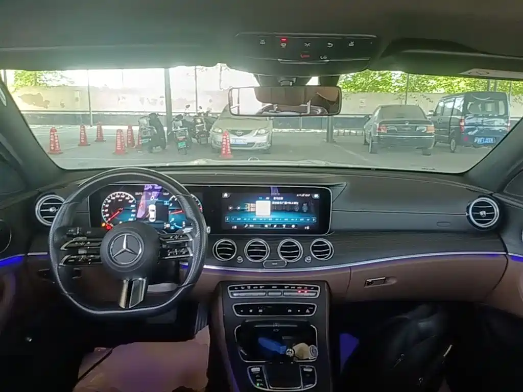 Mercedes-Benz E-Class 2021 E 300 L Sport Fashion фото 10