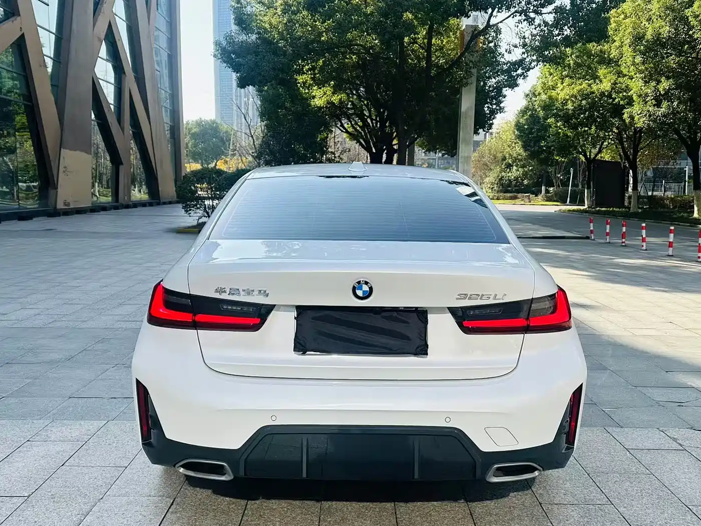 BMW 3 Series 2024 325Li M Sport Package фото 6