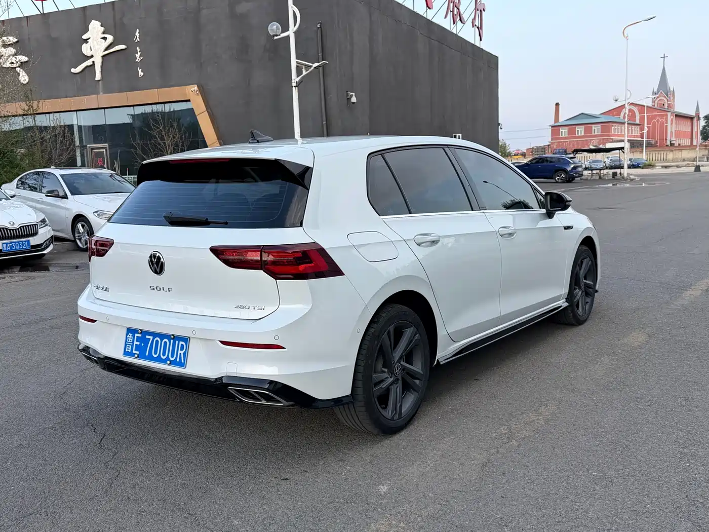 Volkswagen Golf 2023 Model 280TSI DSG R-Line фото 6