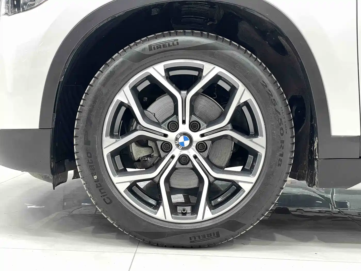 BMW X1 2022 sDrive20Li Premium фото 15