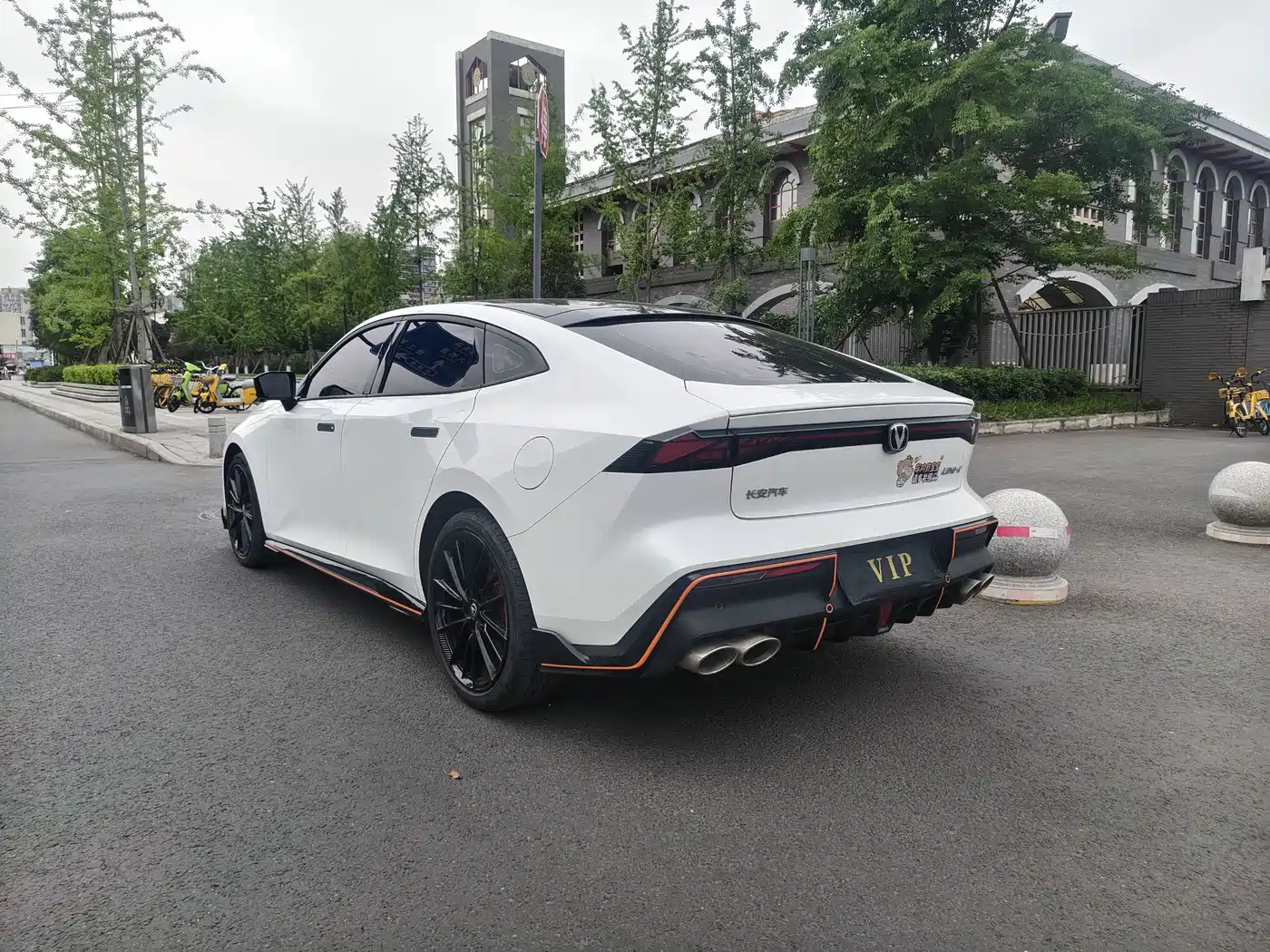 CHANGAN UNI-V
