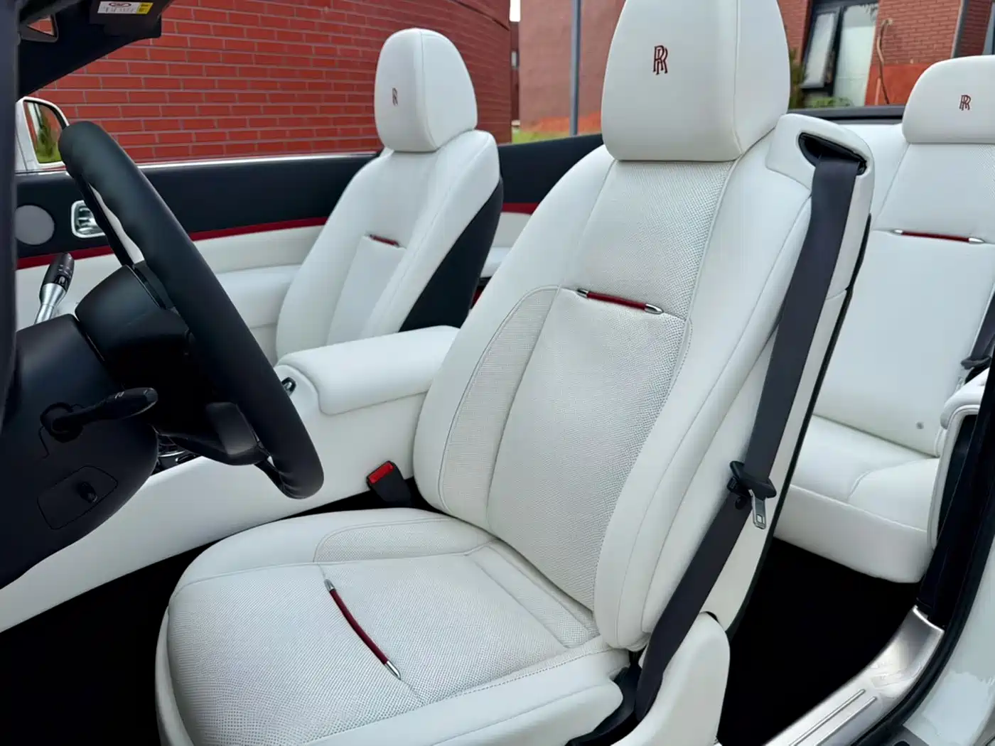 Rolls-Royce Dawn 2017 2015 6.6T Standard