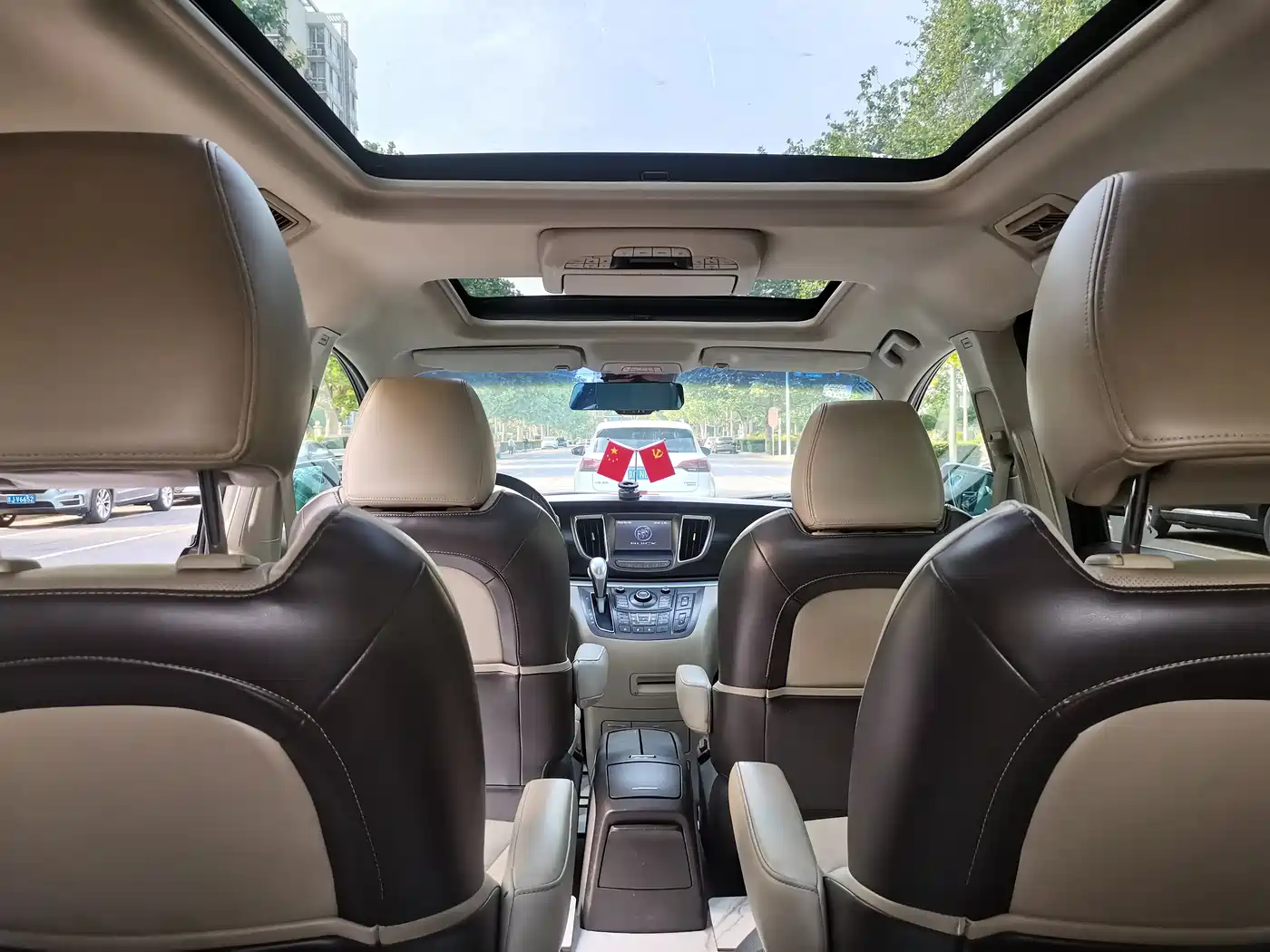 Buick GL8 2013 3.0L XT Luxury Business Flagship Edition фото 26