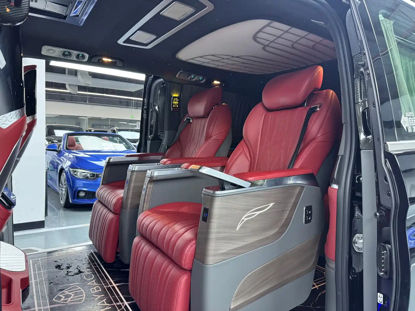 Mercedes-Benz Vito 2021 2.0T Business Edition 7-seater фото 11