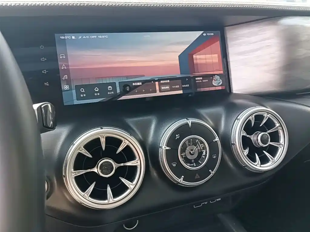Tank 300 2021 Off-road Edition 2.0T Challenger фото 13