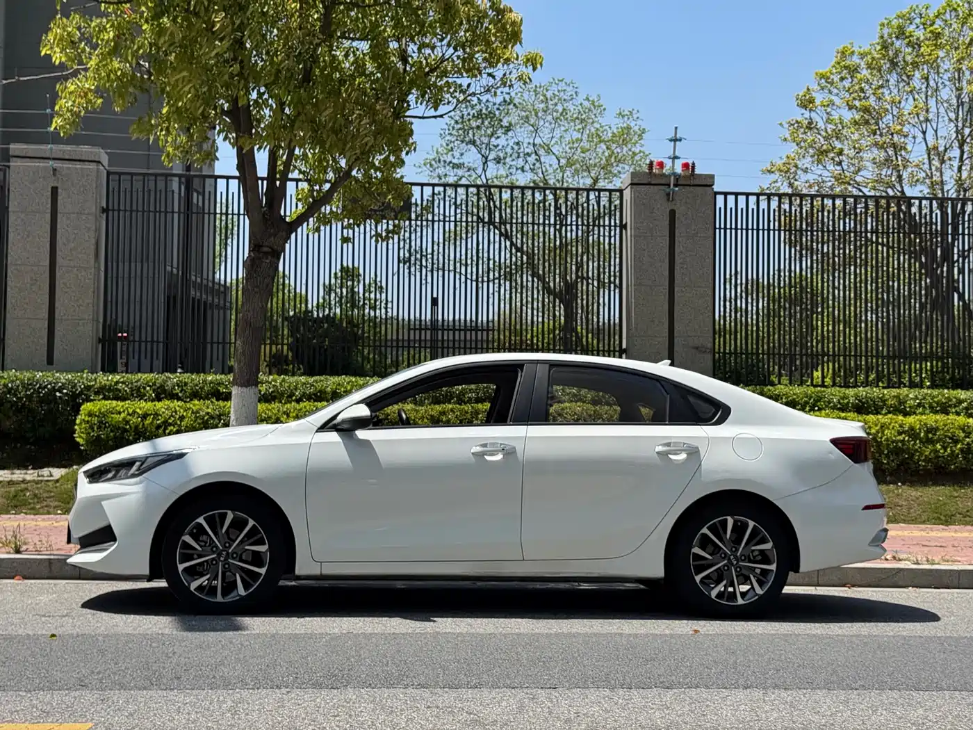 Kia K3 2021 1.5L CVT Fashion Edition фото 3