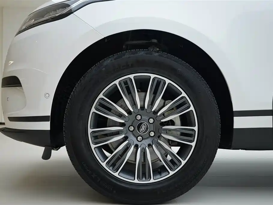 Land Rover Range Rover Velar 2024 S фото 15