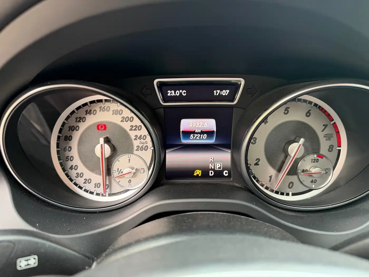 Mercedes-Benz CLA (Import) 2015 CLA 220 4MATIC фото 19