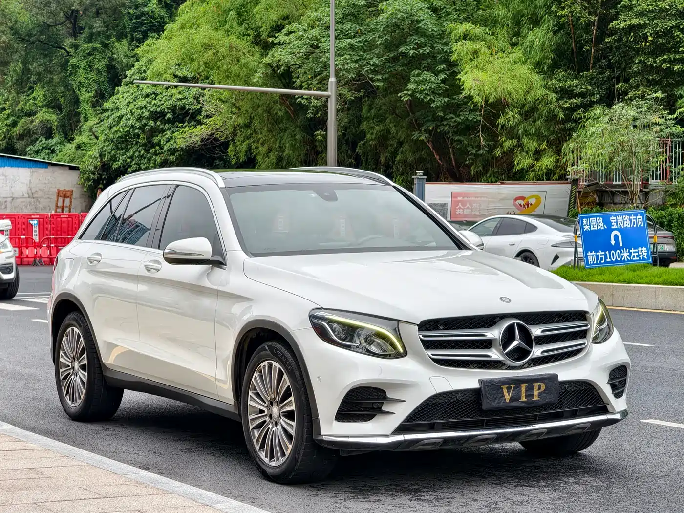 Mercedes-Benz GLC 2017 GLC 260 4MATIC Dynamic фото 3