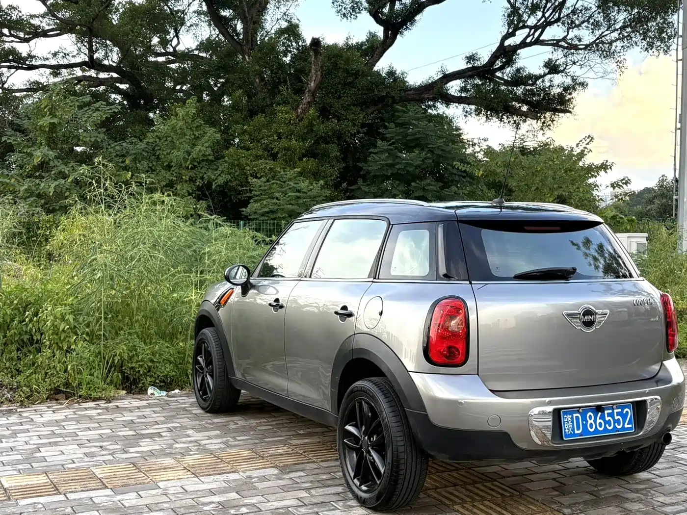MINI COUNTRYMAN 2012 2011 1.6L COOPER Fun