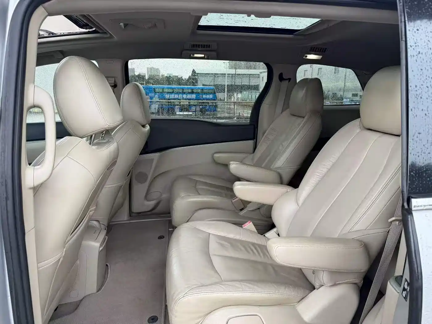 Buick GL8 2014 2.4L LT Luxury Business Executive фото 7