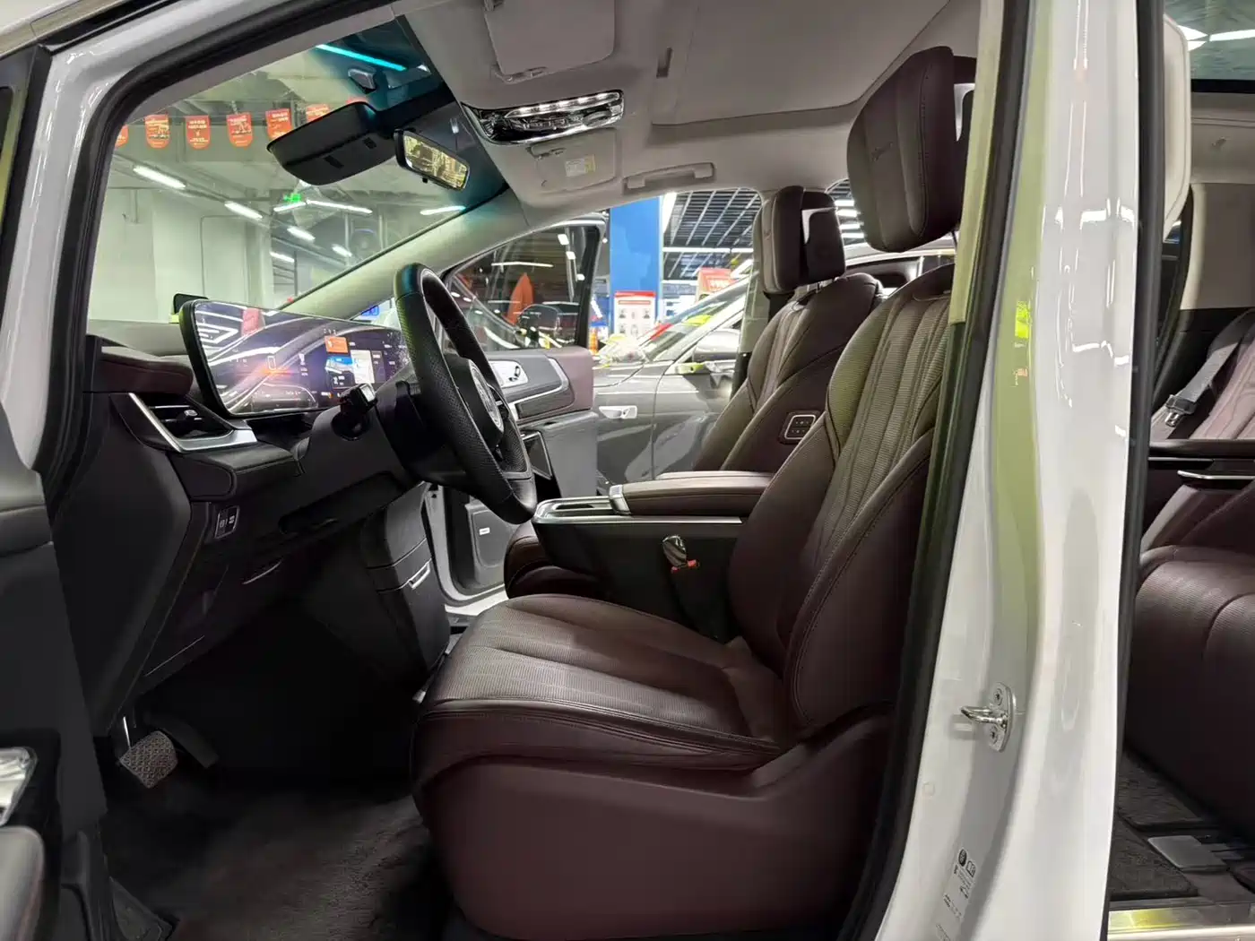 Buick Century 2023 2.0T 6-Seat World Edition фото 8