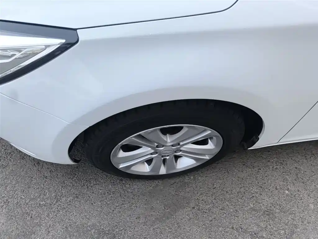 Chevrolet Cruze 2015 1.5L Manual Elite Edition фото 23