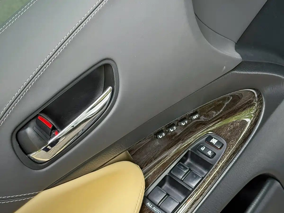 Lexus GS 2008 460 фото 24