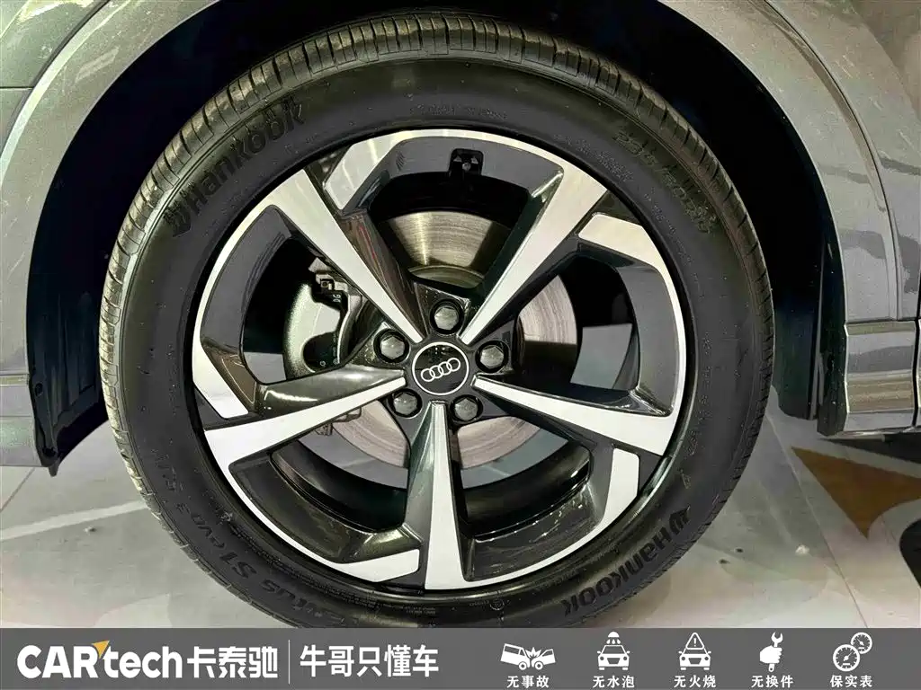 Audi Q3 2024 35 TFSI Fashion Sport фото 10