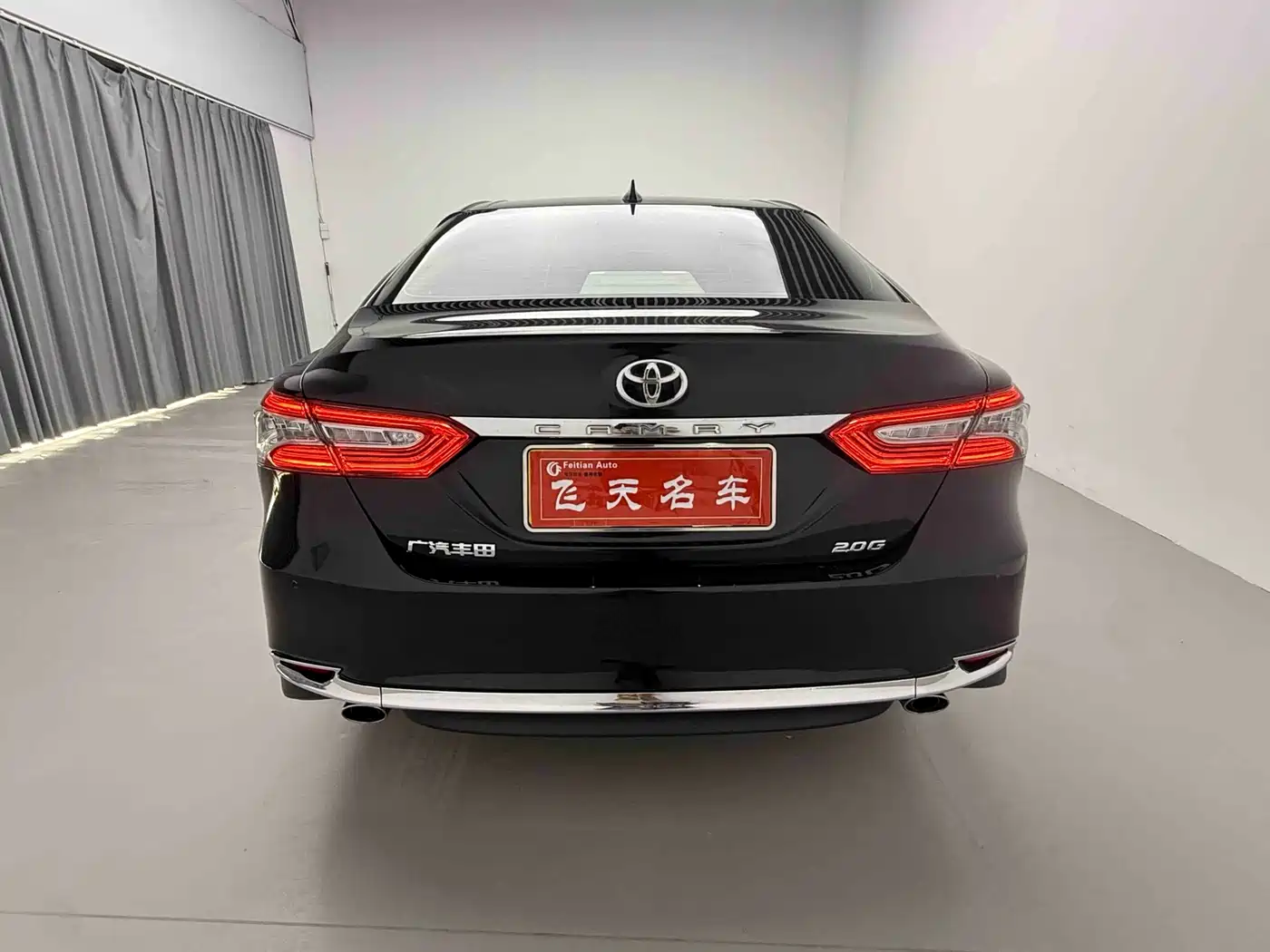 Toyota Camry 2023 2.0G Luxury Edition фото 3