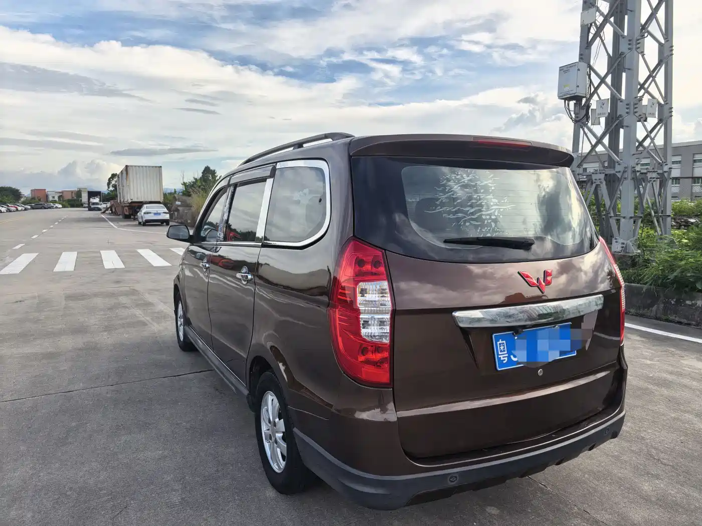 Wuling Motors Wuling Hongguang 2014 2014 1.5L S Luxury
