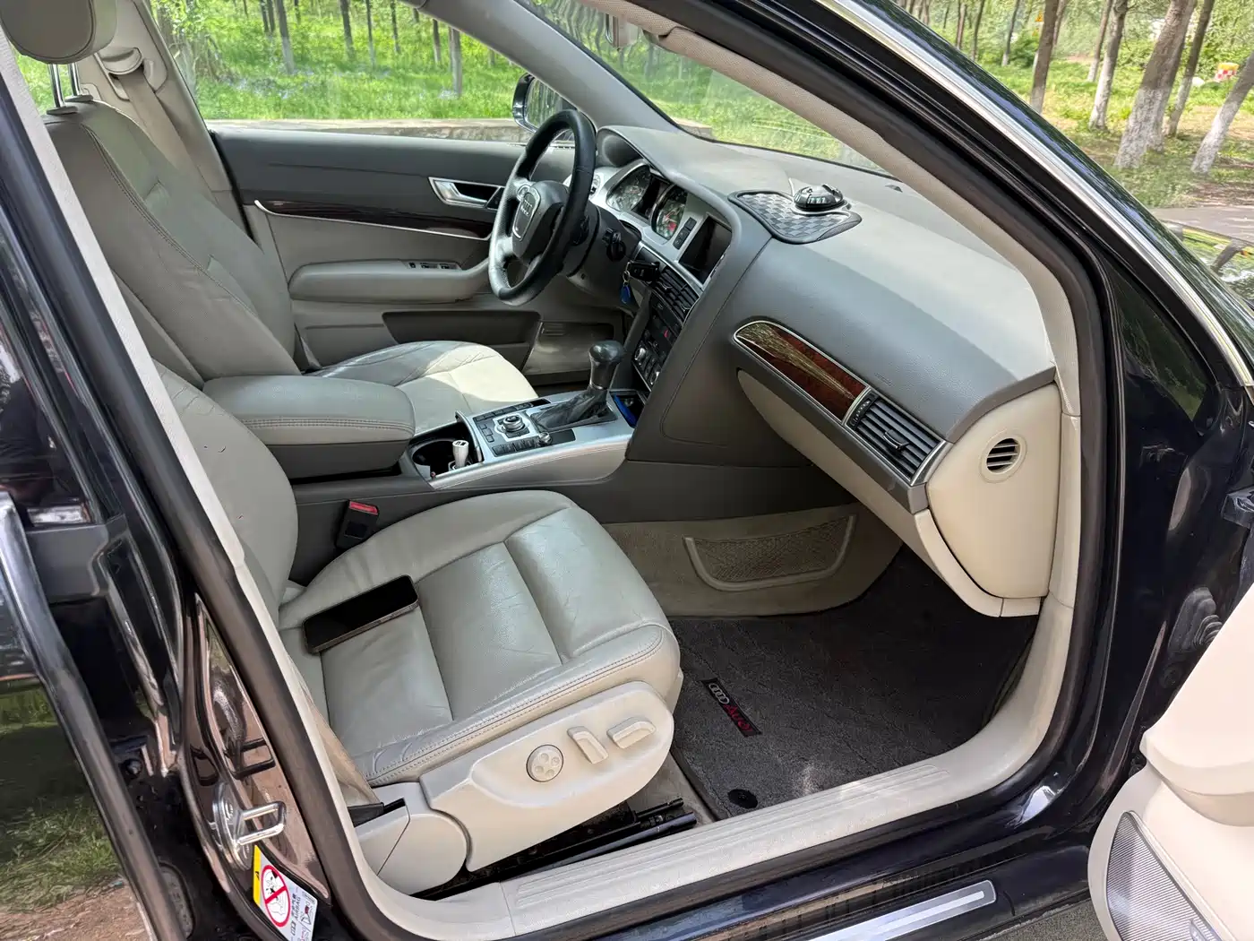 Audi A6L 2011 2.0 TFSI Automatic Comfort фото 11