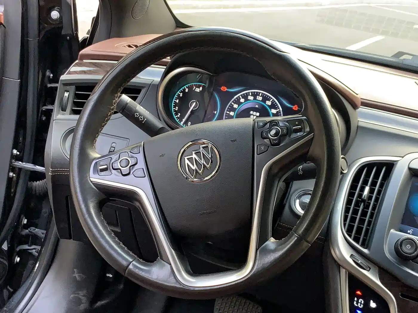 Buick LaCrosse 2013 2.4L SIDI Elite Comfort фото 16
