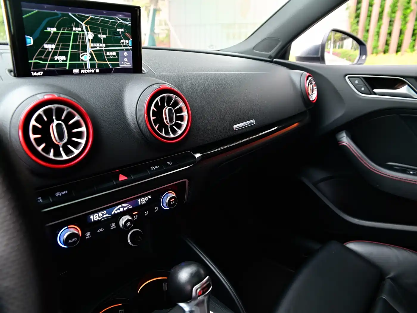 Audi S3 2019 Audi S3 2.0T Limousine фото 20