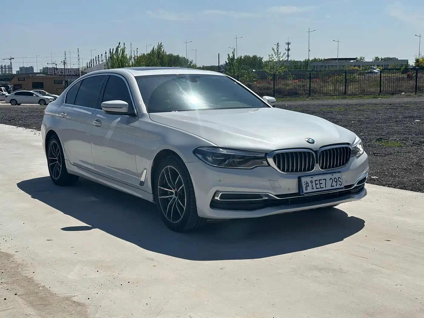 BMW 5 Series 2020 530Li xDrive Luxury Package фото 3