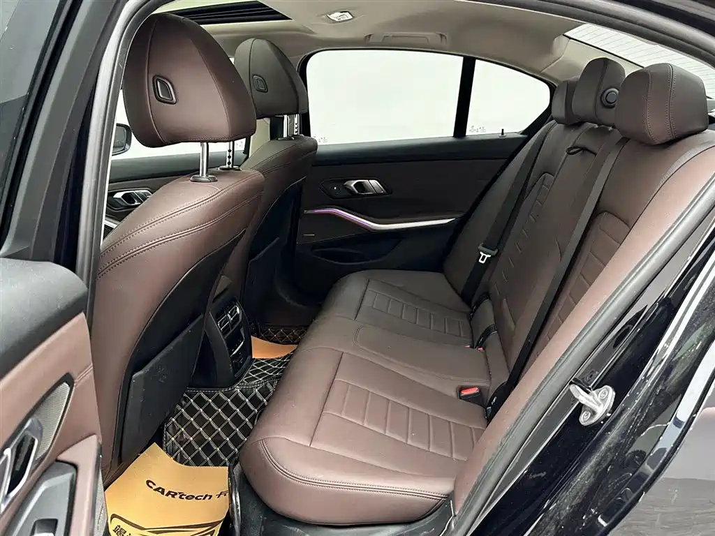 BMW 3 Series 2020 330i M Sport Blackout Package фото 9
