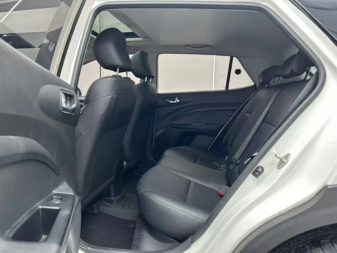 Kia KX1 2021 1.4L CVT Sunroof Version фото 18