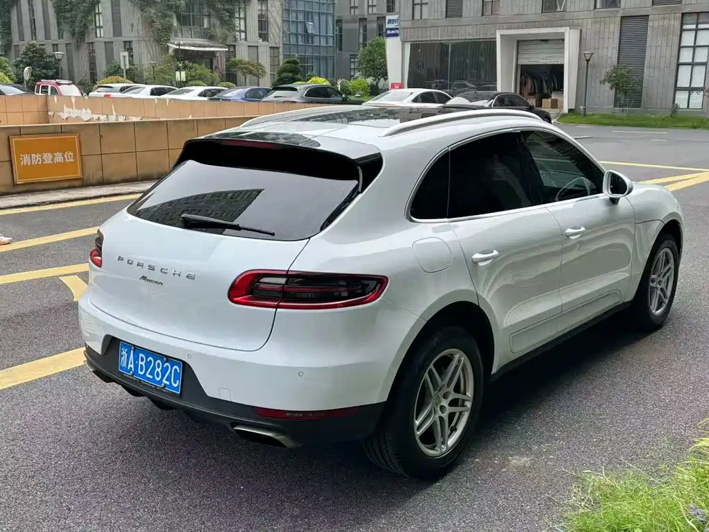 Фото 4 - Porsche Macan
