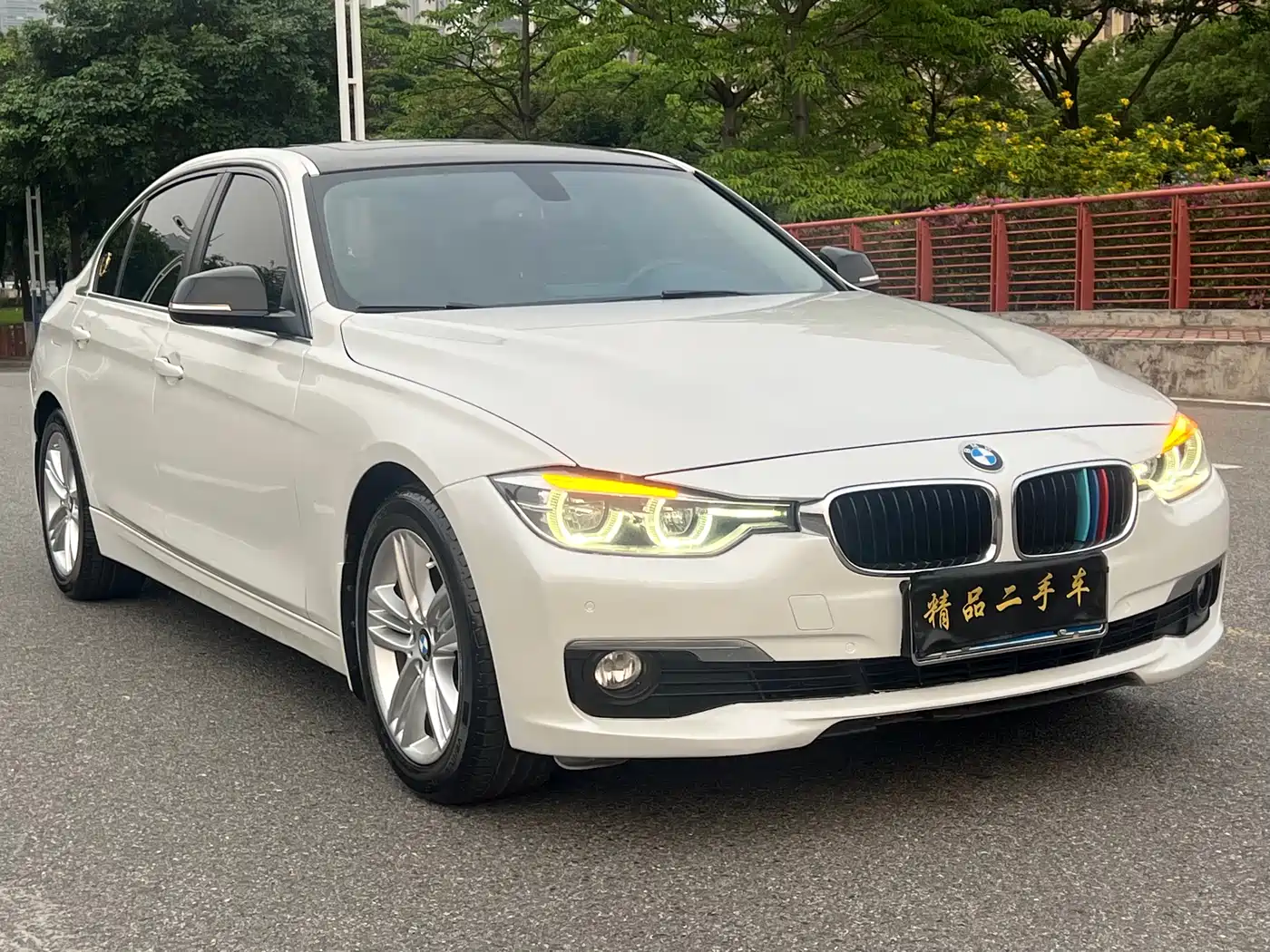 BMW 3 Series 2017 320Li Fashion фото 3