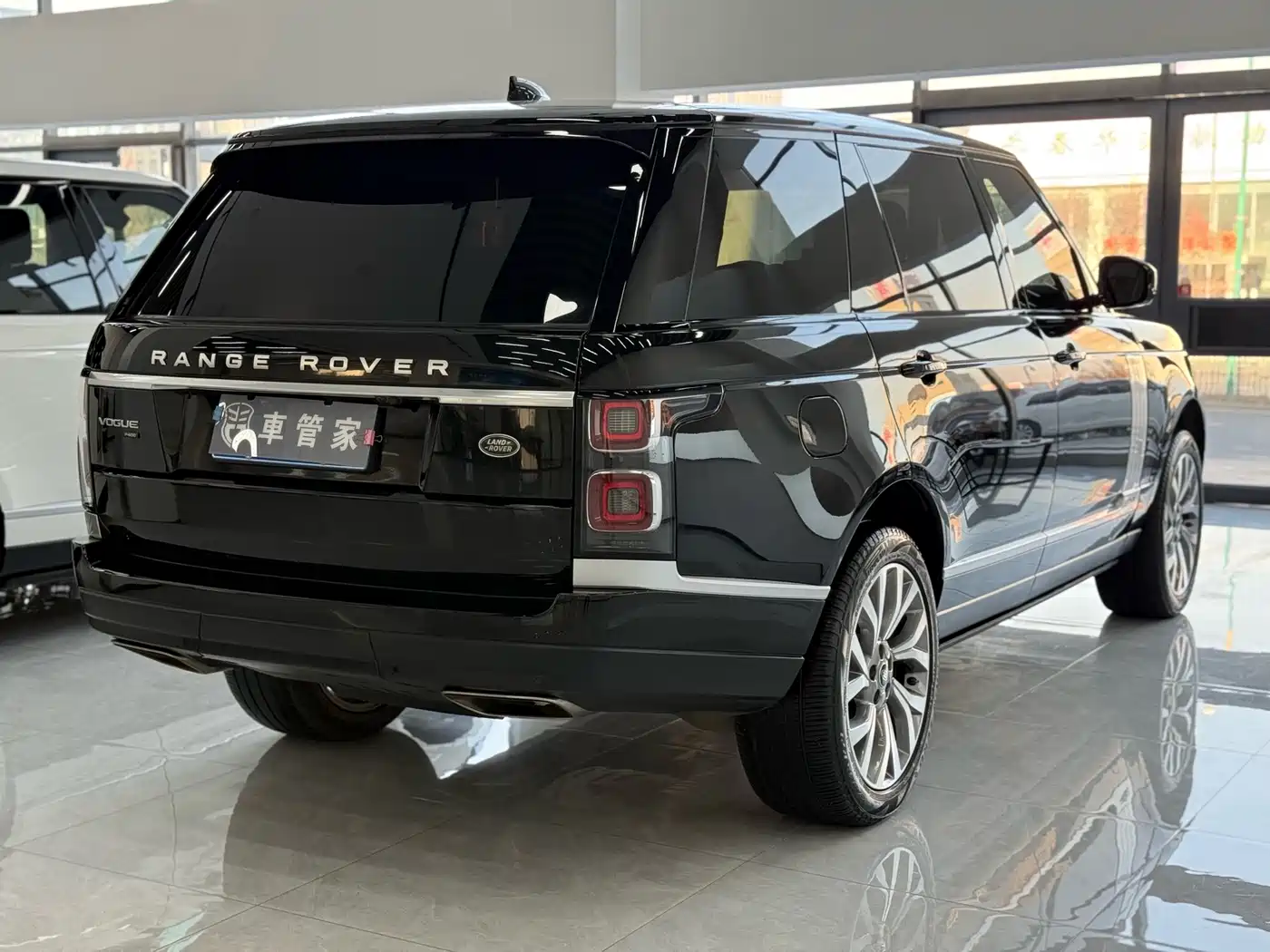 Фото 16 - Land Rover Range Rover