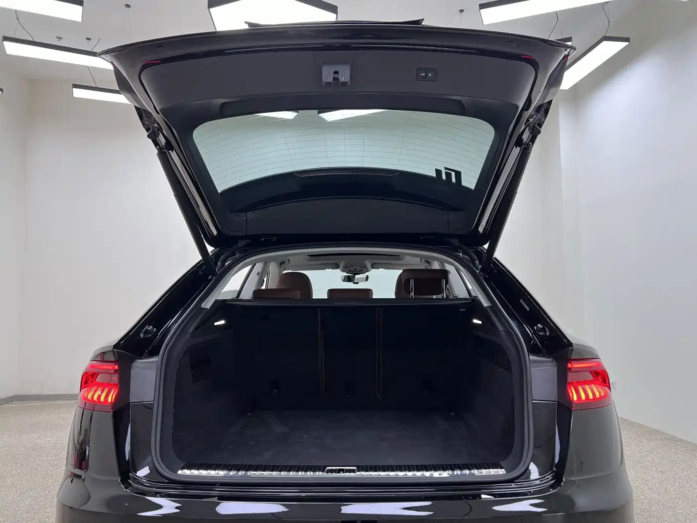 Audi Q8 2021 2022 55 TFSI Luxury Dynamic