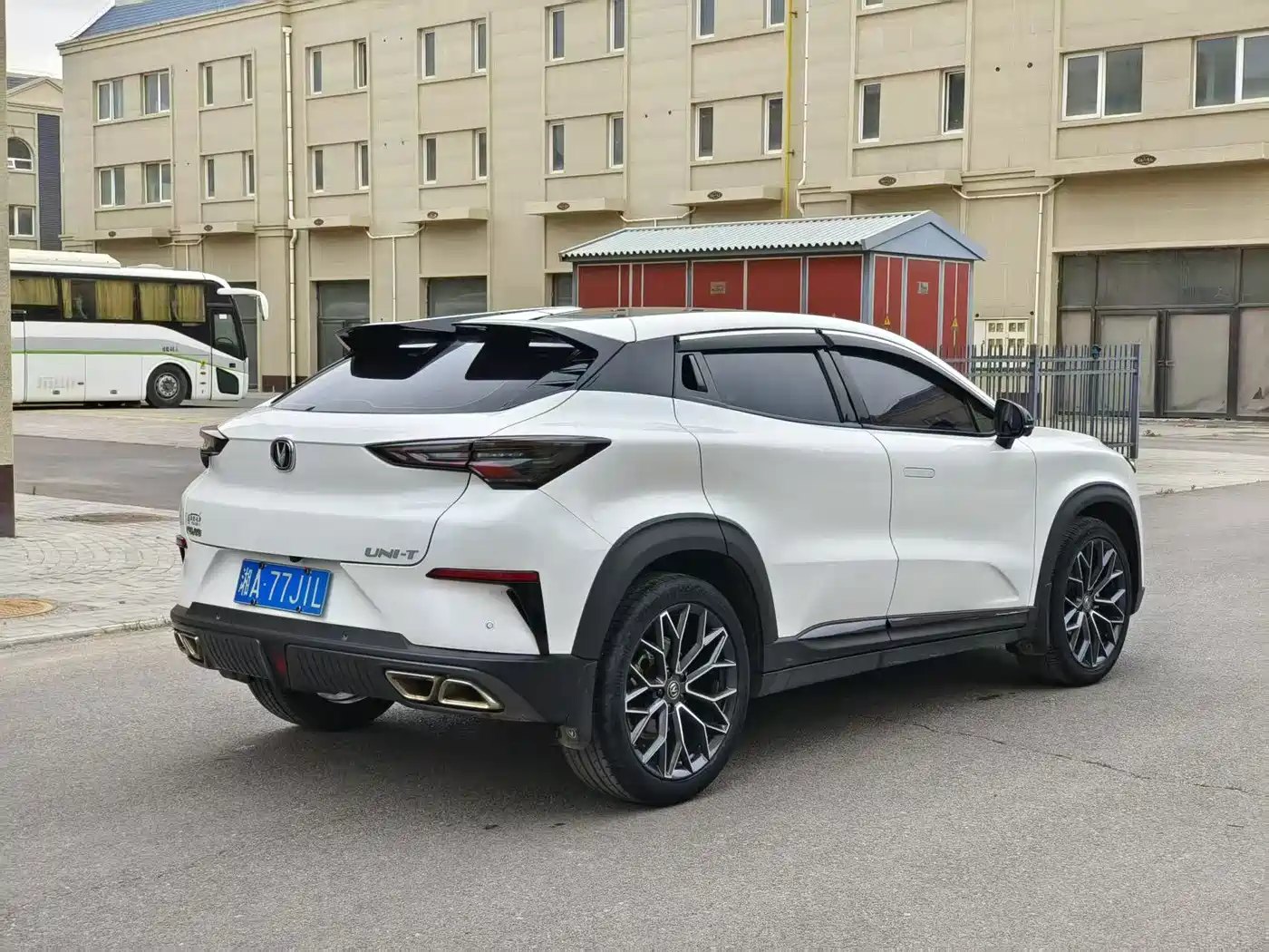 CHANGAN UNI-T