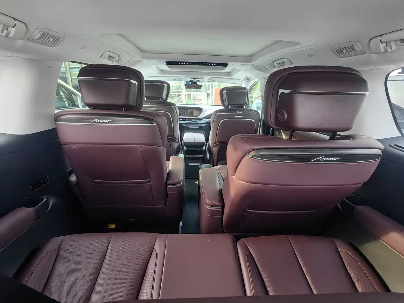 Buick Century 2025 2.0T 7-Seater World Edition фото 9