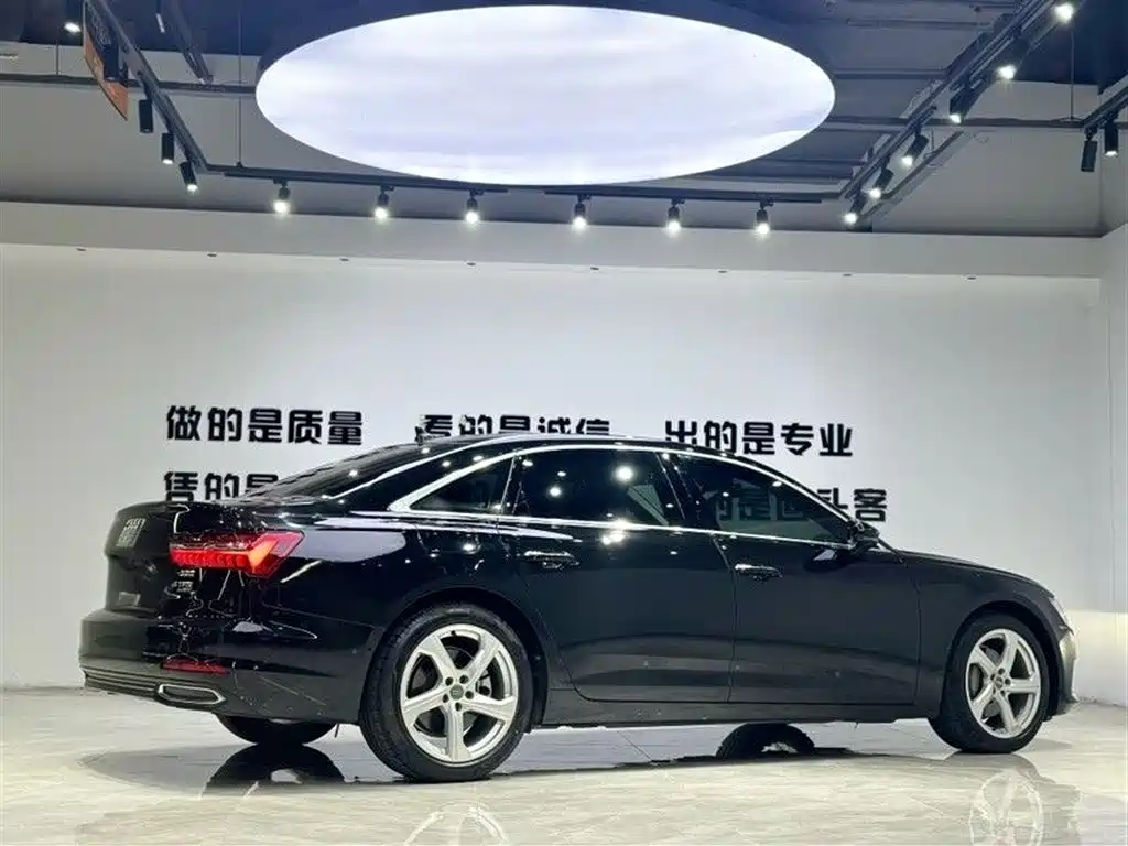 Audi A6L 2021 45 TFSI quattro Exclusive Elegance фото 13