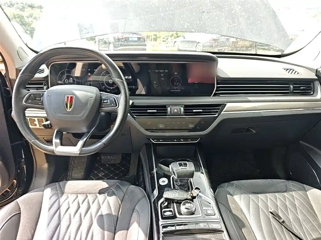 Hongqi HS5 2022 Facelift 2.0T Smart Flag Enjoyment AWD Edition фото 10