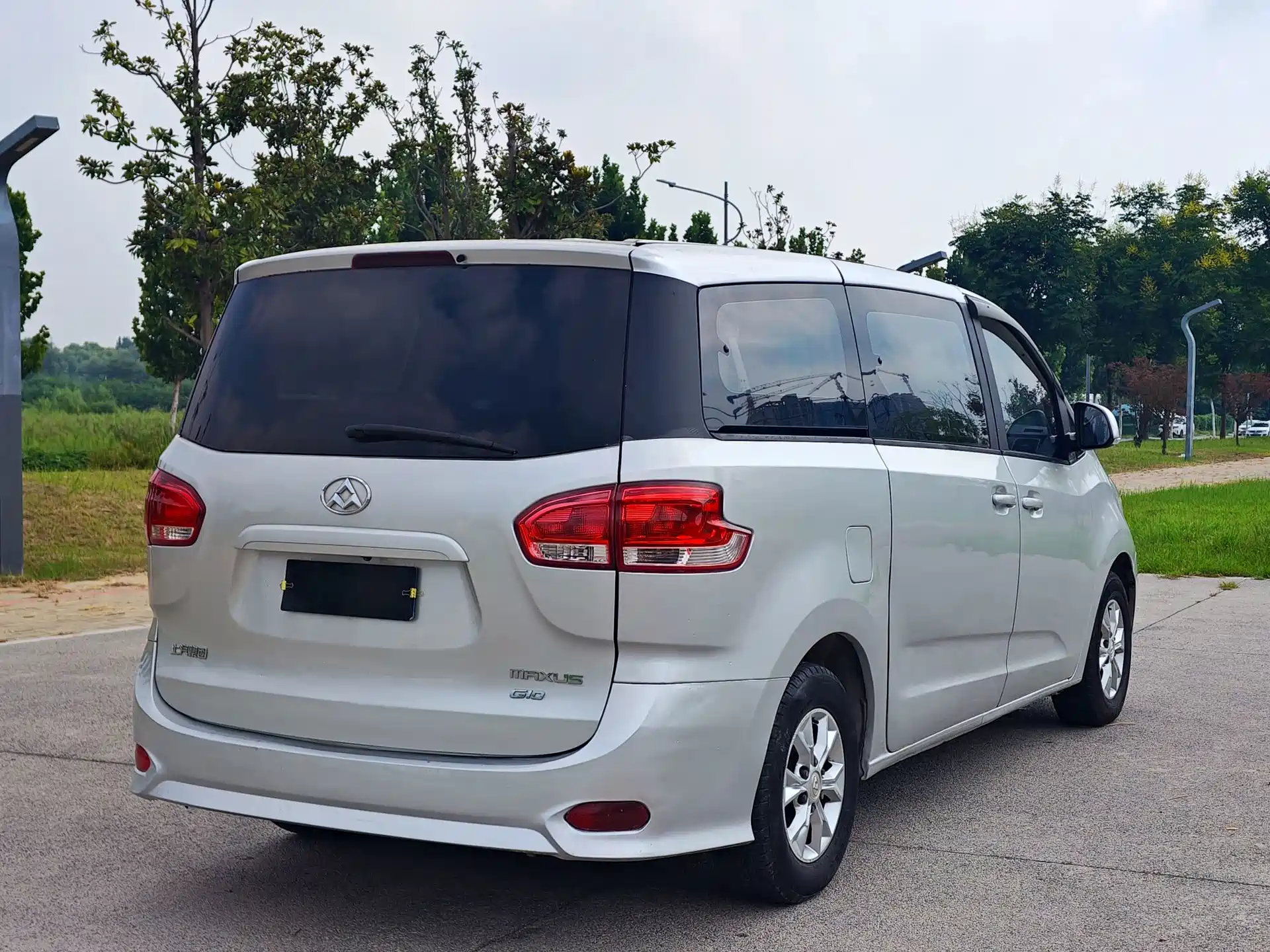 Фото 8 - Maxus G10