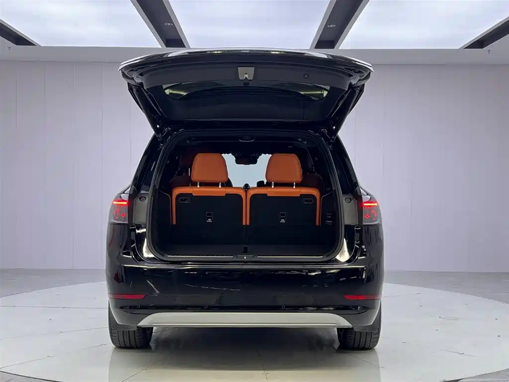 AITO Wenjie AITO M9 2024 Range Extender Ultra 52kWh 6-seater фото 9
