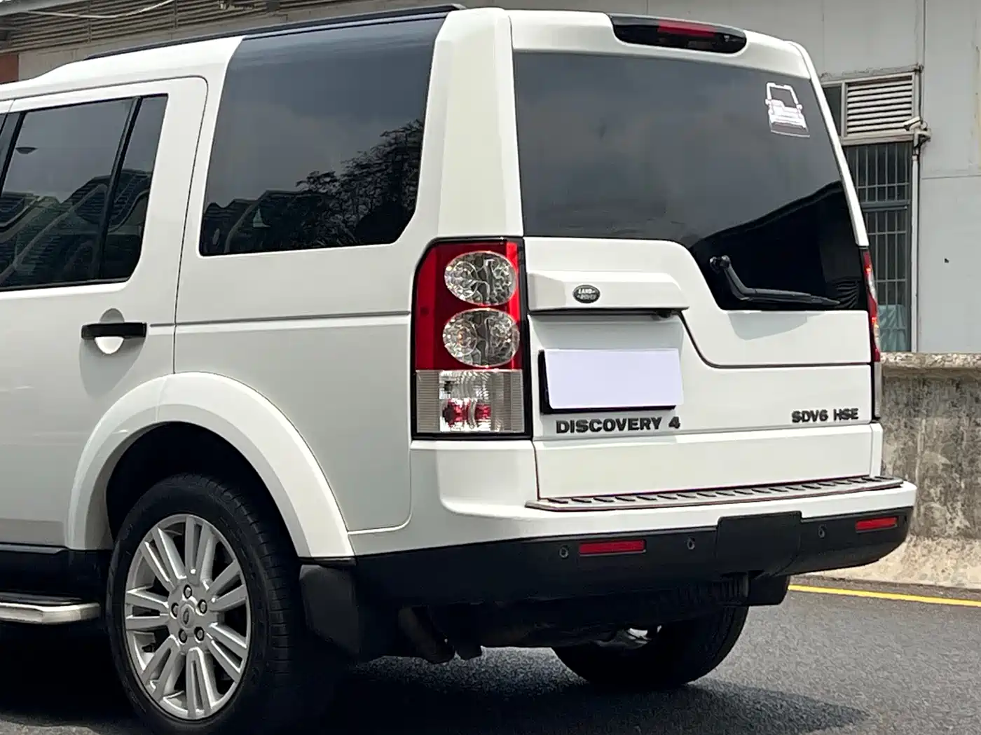 Land Rover Discovery 2011 3.0 SDV6 HSE Diesel фото 21